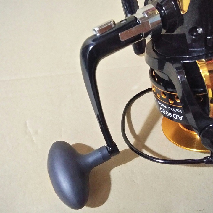 Máy Câu Yumoshi 9000 Tặng Kèm 500m Cước Daiwa Chính Hãng
