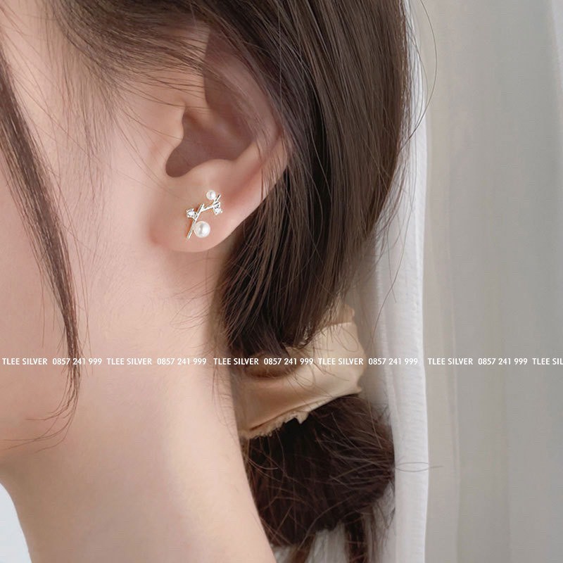 Khuyên tai bạc nữ TLEE cành lá đính ngọc trai nhân tạo nữ tính TleeJewelry B0173