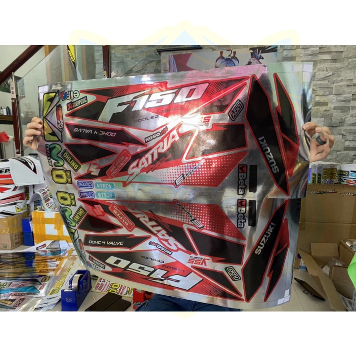 ( Quí khách vui lòng mang ra tiệm cho thợ dán ) Tem Satria fi báo đốm đỏ Crom cao cấp