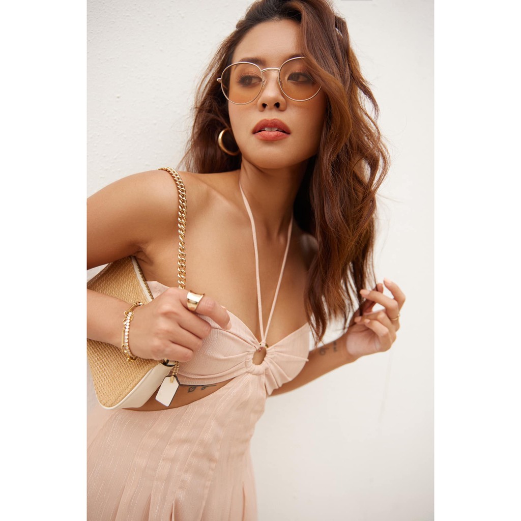 Nene Clothing - Playsuit hồng xẻ eo | BigBuy360 - bigbuy360.vn