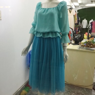 Áo sơ mi màu xanh ngọc