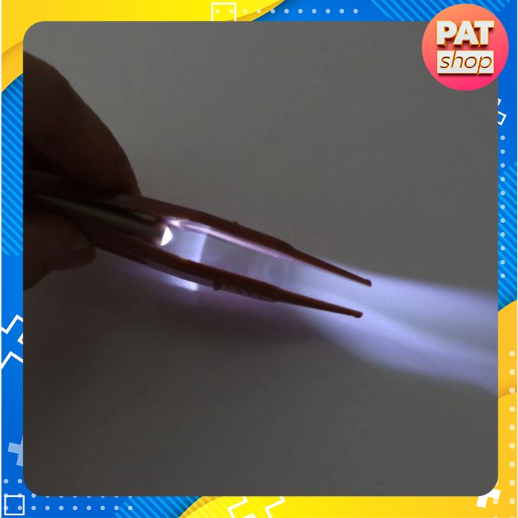 Kẹp gắp giúp vệ sinh mũi cho bé có Đèn LED