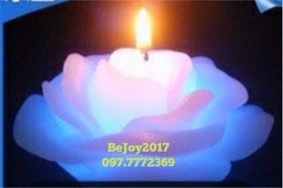 Đèn Led 7 màu chớp sáng làm nến