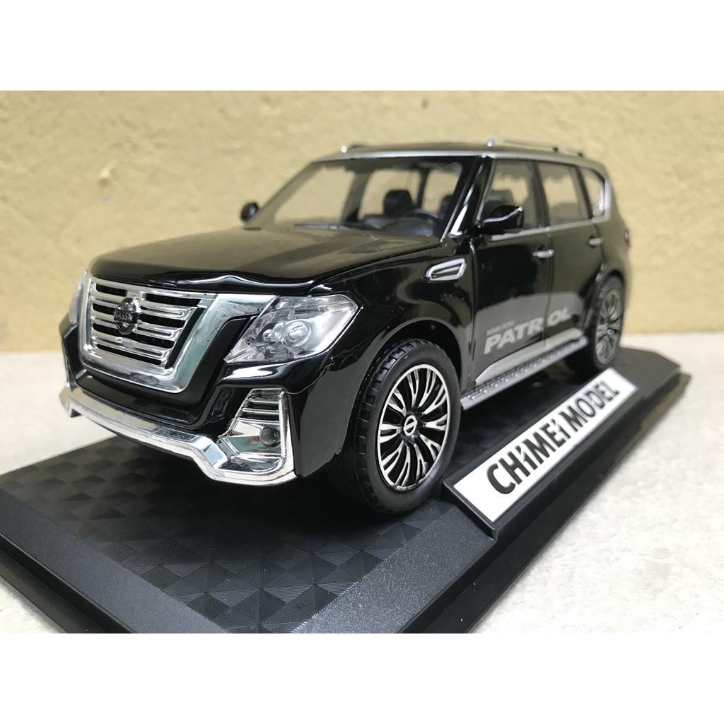 Mô hình xe Ô tô NISSAN PATROL 1:24