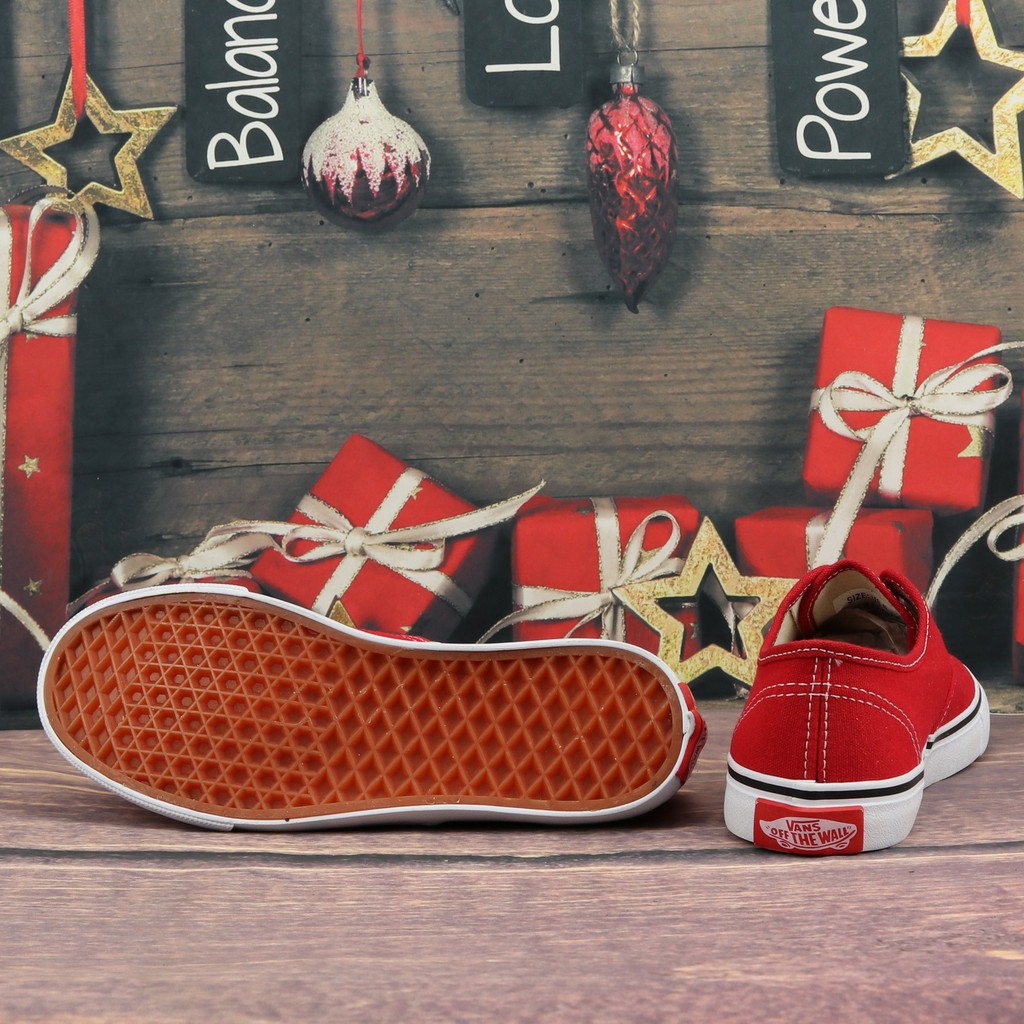 Giày van classic thời trang Nữ Màu đỏ tươi.