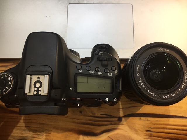 Máy ảnh Canon 70D kèm kis 18-55mm STM kèm phụ kiện