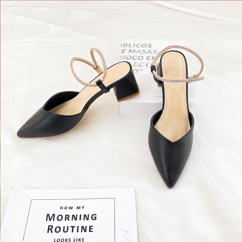 Giày cao gót Annmodels  mũi nhọn cao 4cm gót vuông kiểu dáng quai hậu - A026XMHD