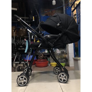 Xe đẩy Aprica Luxuna auto 4 cas