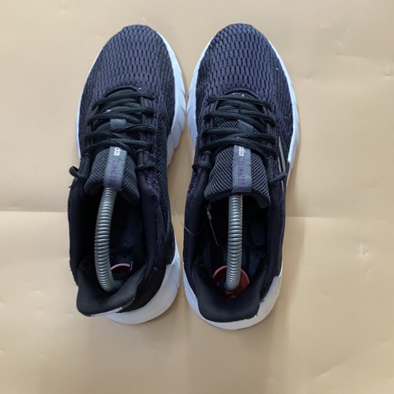 Giày chính hãng đã qua sử dụng