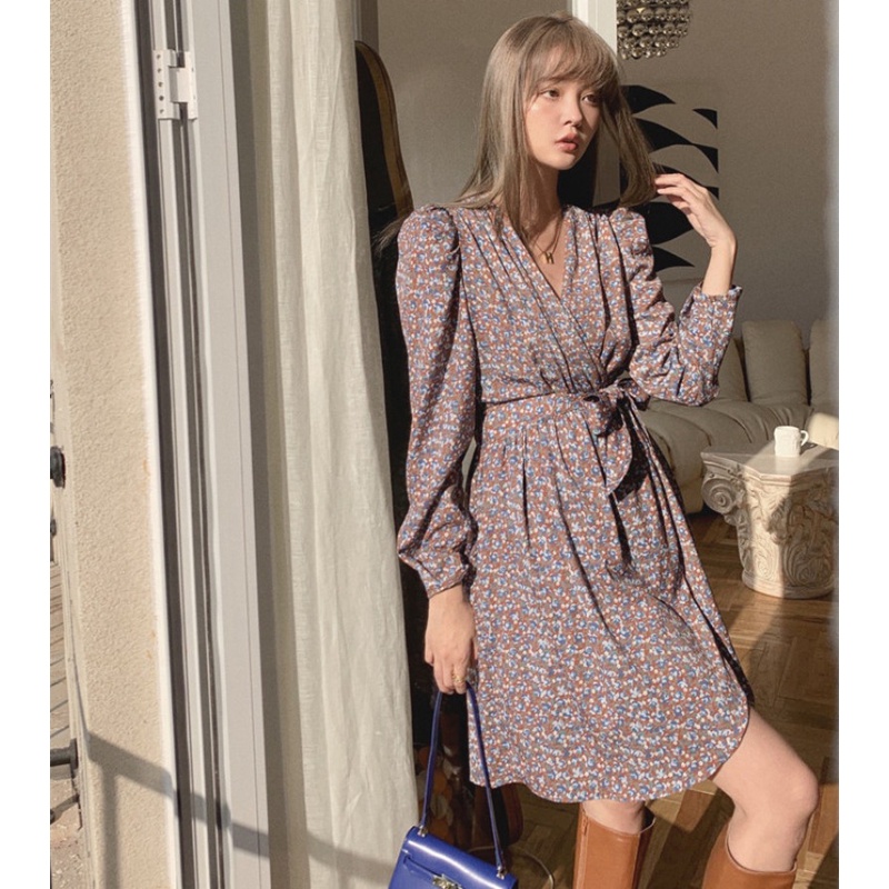 Đầm midi Tay Dài Hoạ Tiết Hoa Thiết Kế Cổ Chữ V Nữ Tính