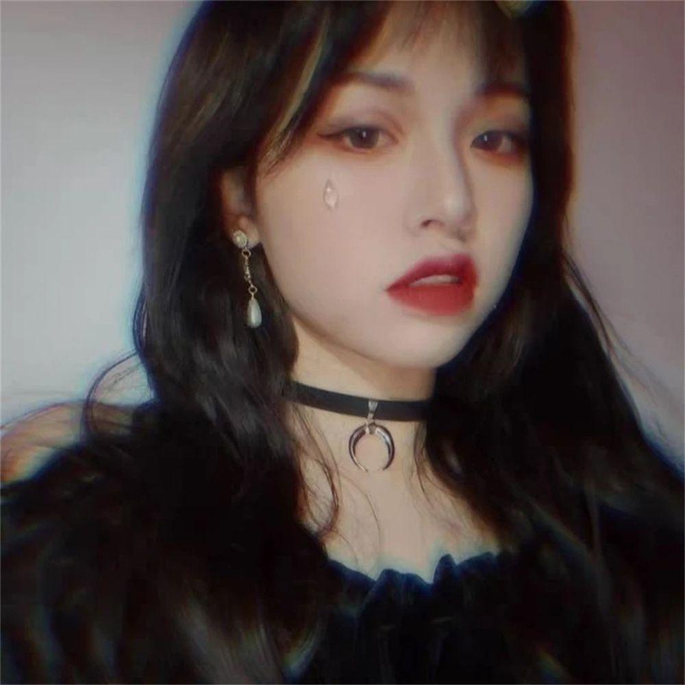 Vòng Cổ Choker Bằng Vải Nhung Có Mặt Dây Thời Trang Cổ Điển Dành Cho Bạn Nữ