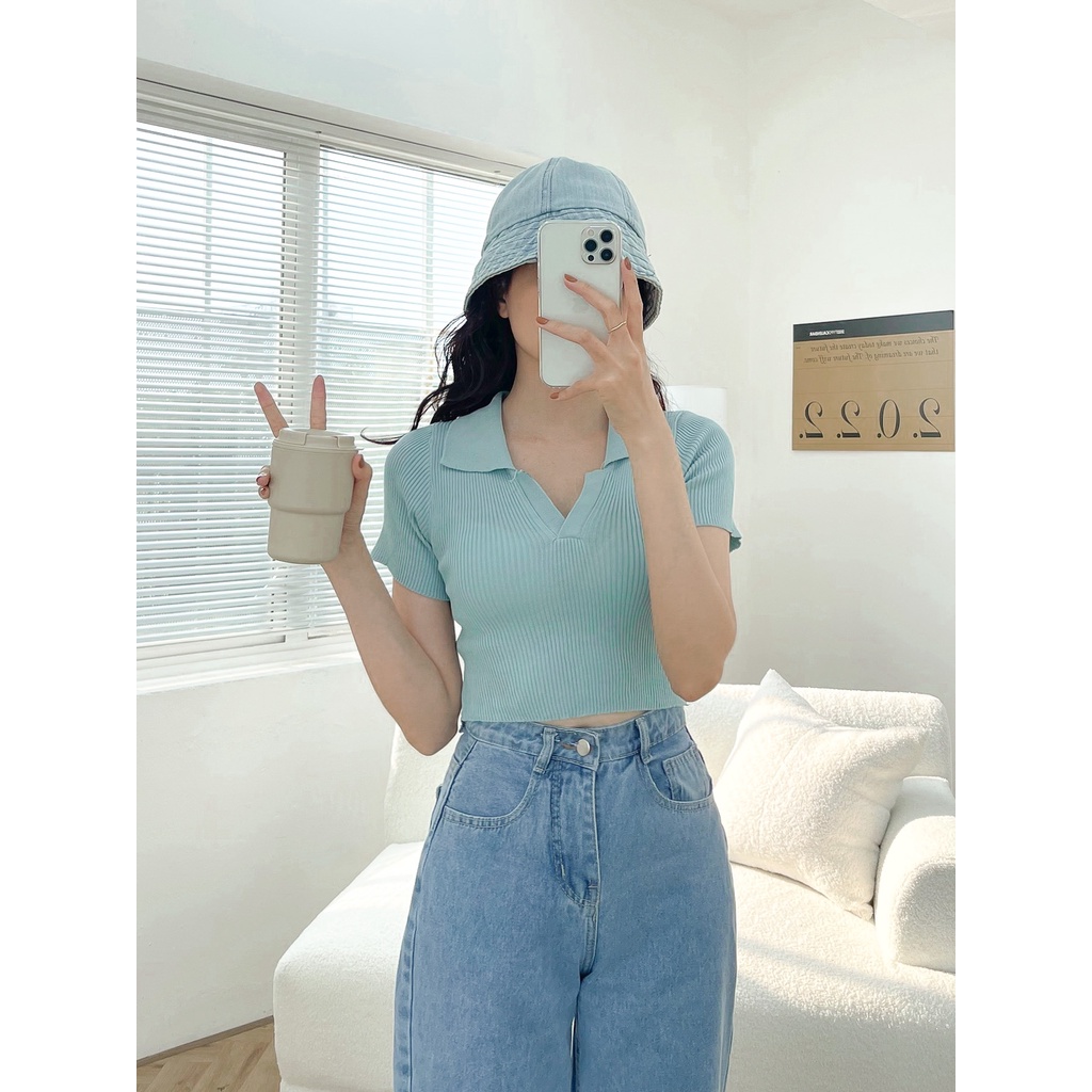 Áo croptop LYRA chất gân cộc tay co giãn, phối cổ bẻ thanh lịch - VSYAP0275