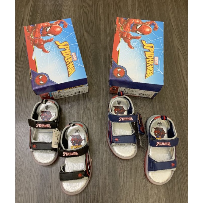 Sandal siêu nhân bé trai có đèn Marvel hai màu