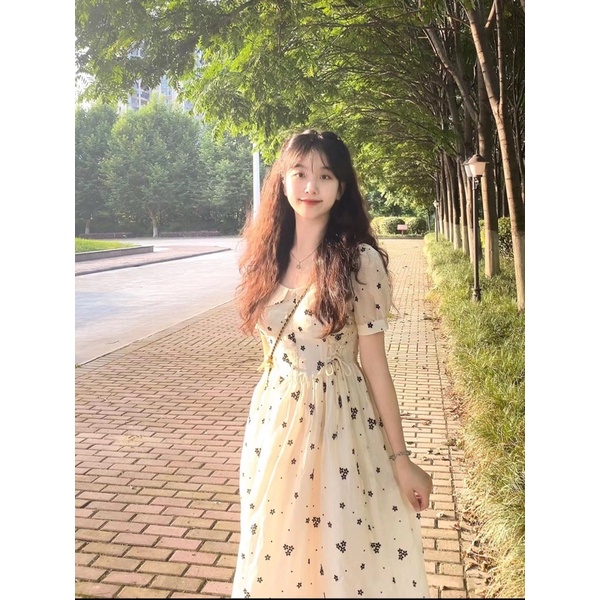Váy hoa nhí Vintage đan dây eo màu be