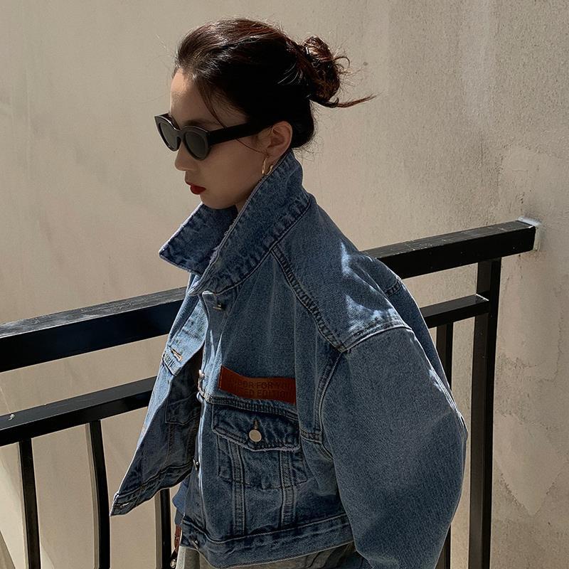 Áo khoác denim tay dài dáng rộng thiết kế mới thời trang xuân thu 2021 dành cho nữ | BigBuy360 - bigbuy360.vn