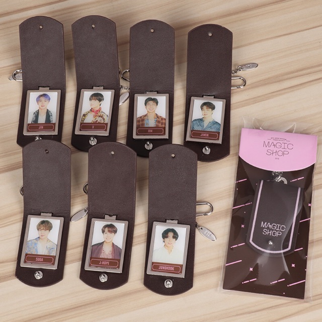 Keyring BTS Magic shop vỏ da
