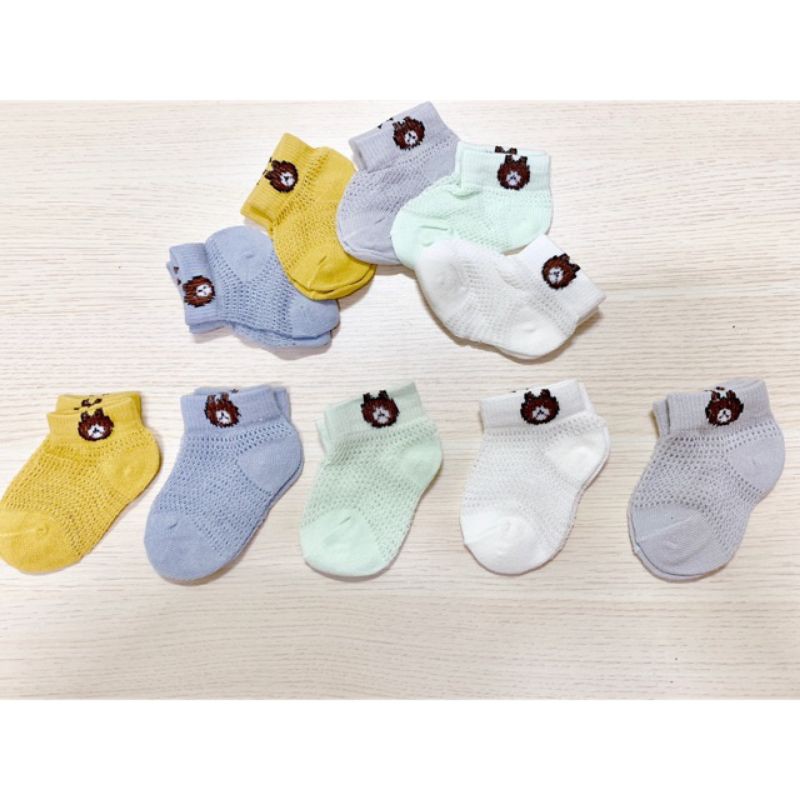 Set 5 đôi Tất lưới Gấu Brown giữ ấm chân cho bé mùa hè lẫn mùa đông