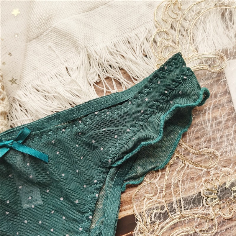 Quần lót ren chấm bi viền bánh bèo Edeli | BigBuy360 - bigbuy360.vn