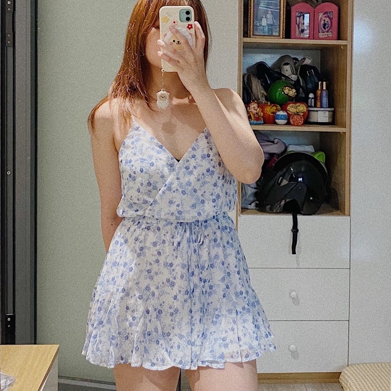 Bộ Jumpsuit hoa nhí xanh