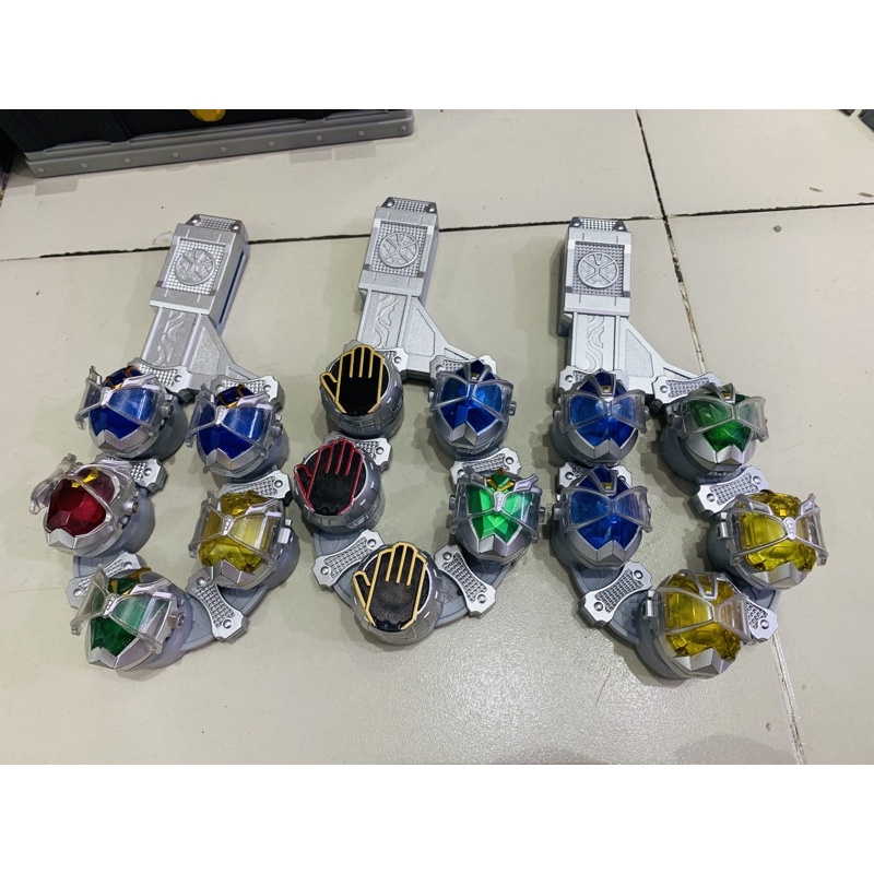 Đồ chơi siêu nhân Ring Form Wizard lẻ 1 cái