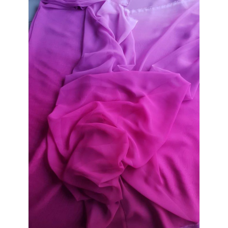 Vải voan loang màu