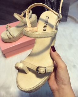 GIÀY SANDAL XUỒNG 9p