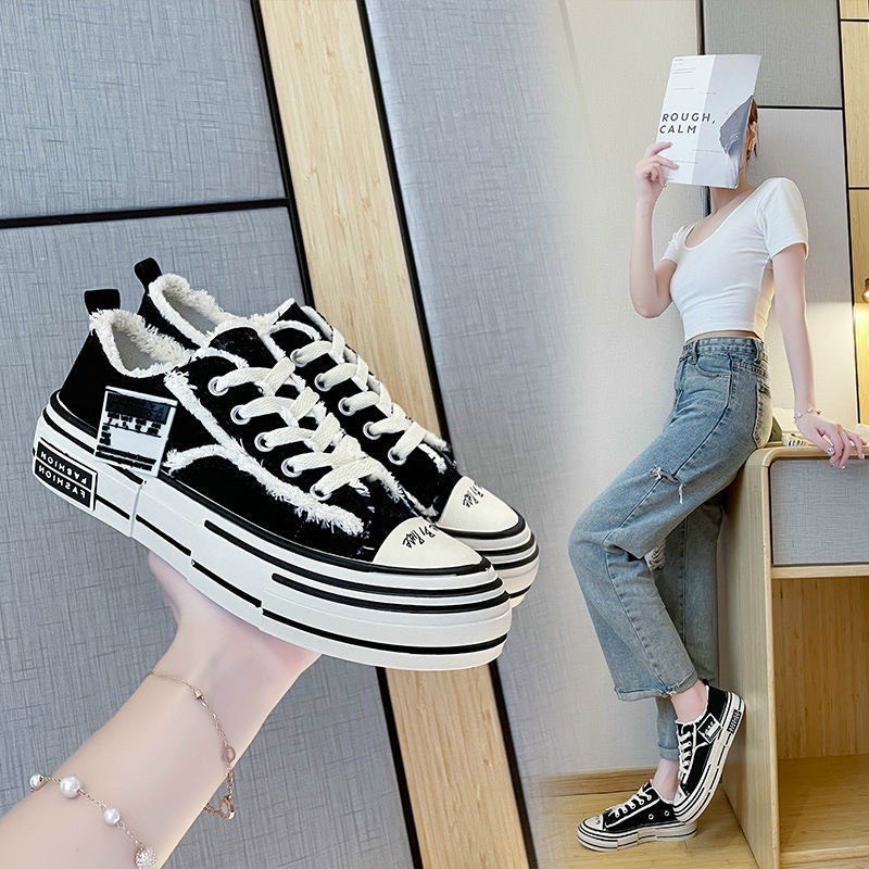 Giày nữ thể thao XV cổ thấp đế bánh mì tăng chiều cao basic hottrend cực dễ phối đồ GF001