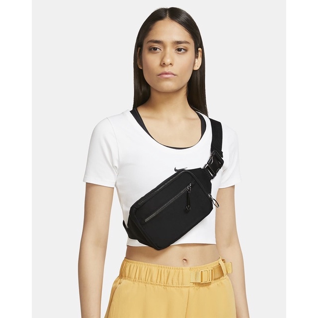 Túi Nike One Luxe Fanny Black Pack