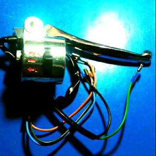 Cùm đèn xe 81 bộ 2 bên