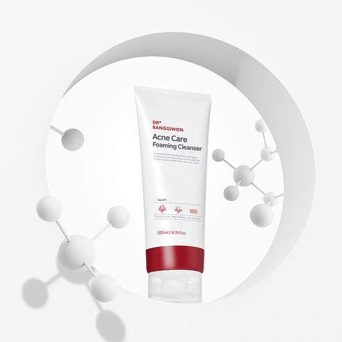 Sửa rửa mặt chăm sóc da mụn, làm dịu da Dr.BanggiWon Acne Care Foaming Cleanser 200ml