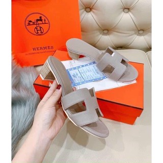 Guốc HM 3p cao cấp ❗𝐑𝐄̉ 𝐕𝐎̂ Đ𝐈̣𝐂𝐇❗da sần cao cấp, đế vân gỗ, logo dập chìm