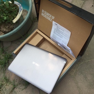 Máy tính Asus E403