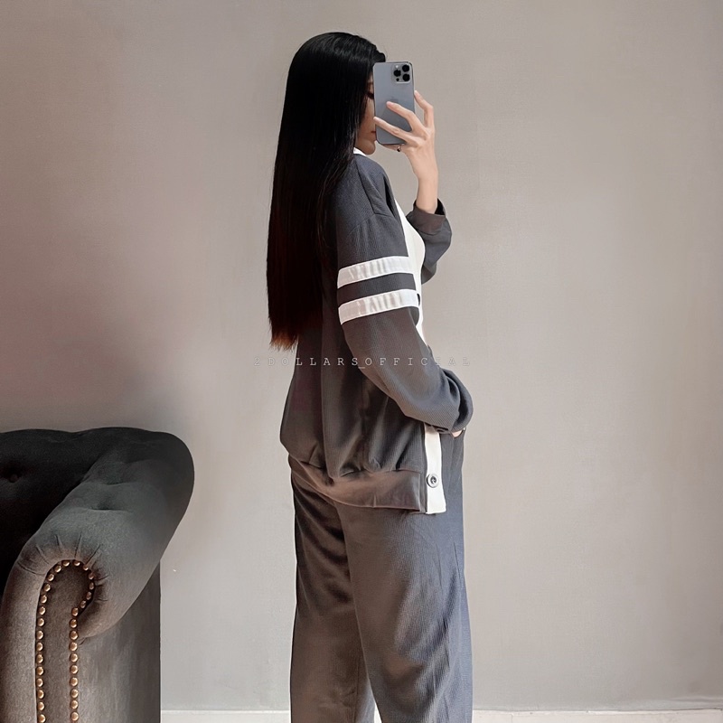 Set Thể Thao Thom Dài 2 Sọc