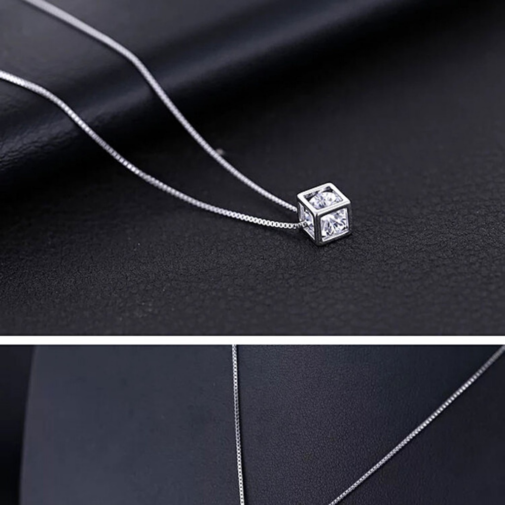Dây Chuyền Bạc Dreamsilver Khối Vuông Lồng Diamond DC003