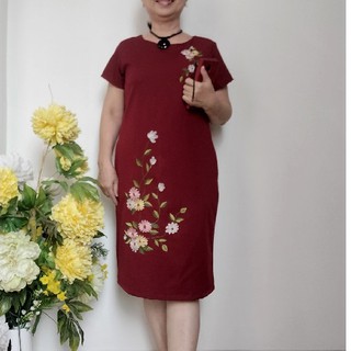 Váy Đầm Thêu Trung Niên - Form Suông Vải Thun Cát Hàn Co Giãn - Đủ size 45kg đến 86kg.