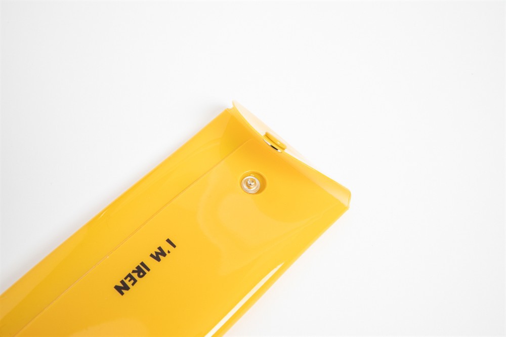 Túi Đựng Bút ARTBOX Hàn Quốc Màu Vàng Nhân Vật Iren Xinh Xắn