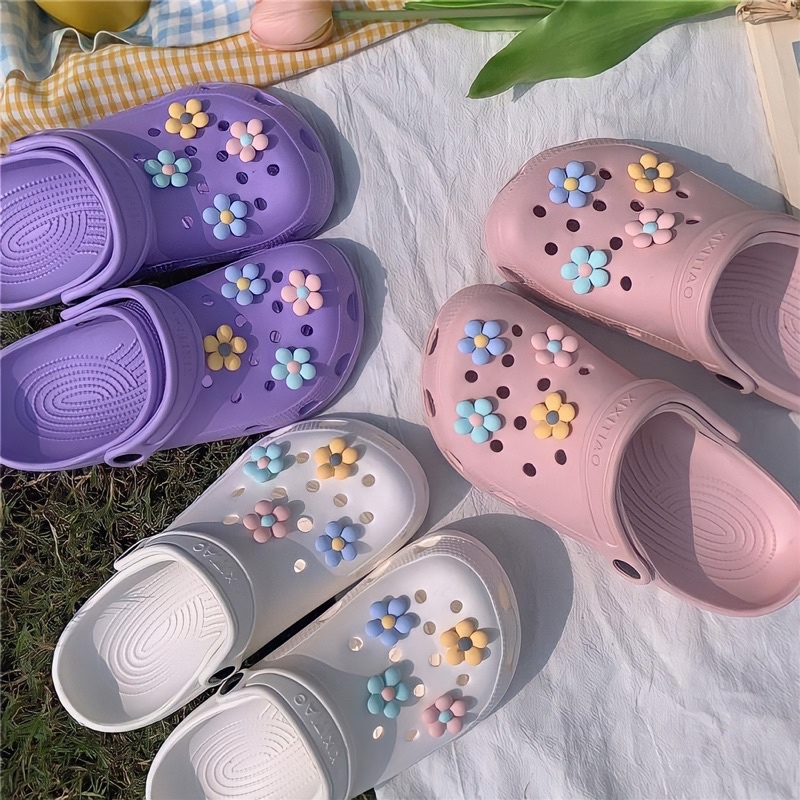 Dép Nhựa Kèm Hoa Cài - DEP1118