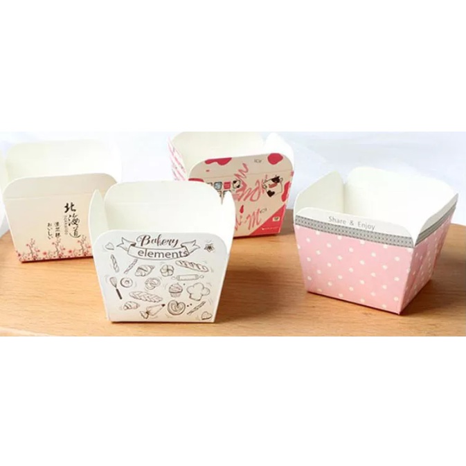 200 Cupcake muffin chử nhật dùng 1 lần bỏ dc vào lò nướng bánh