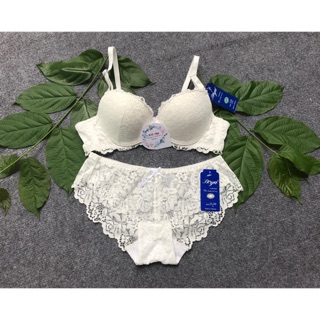 Bộ đồ lót Boya ren áo mút vừa