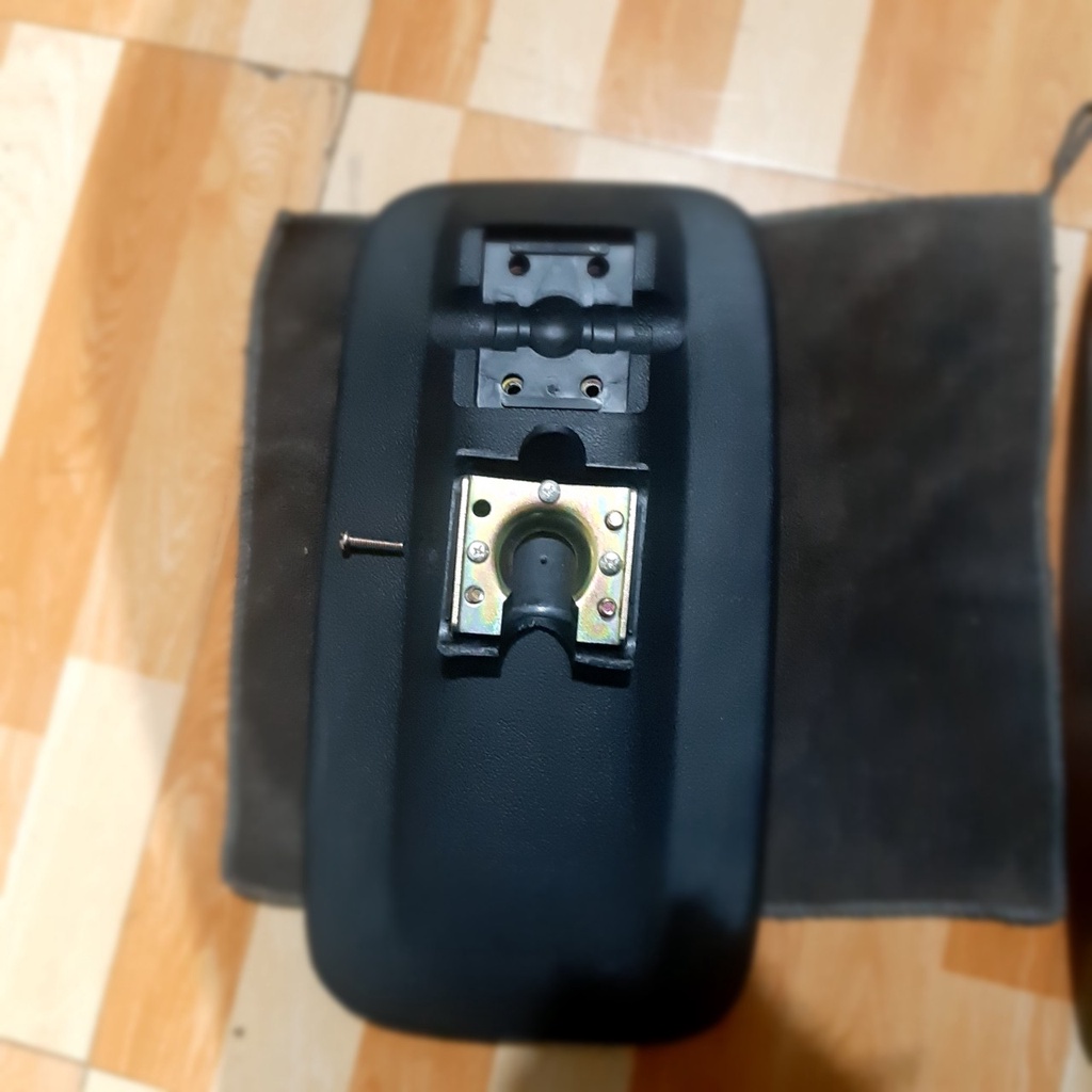 Gương chiếu hậu mã số SL 1620 và SL1655, lắp xe tải Dongfeng, TMT, xe độ, lỗ xỏ ngang, mặt gương cong, tài phụ như nhau. | BigBuy360 - bigbuy360.vn