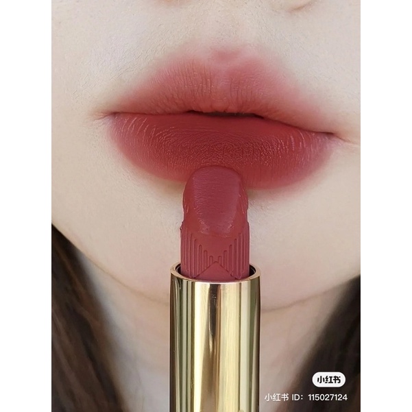 SON THỎI BURBERRY KISSES MATTE 93