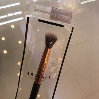 Cọ Tán Phấn Mắt VACOSI Crease Blender - E12