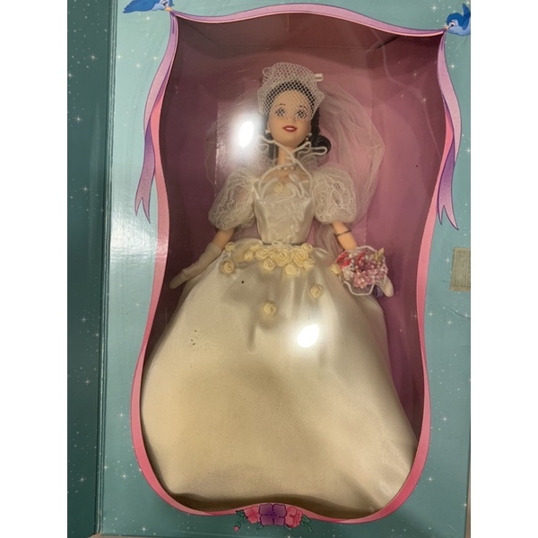 Búp bê barbie Bạch Tuyết