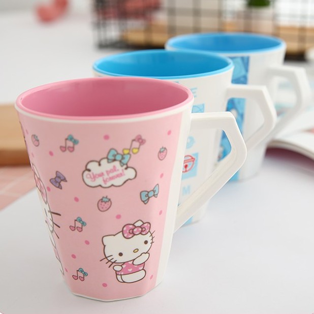 Cốc nhựa Hello Kitty 375ml KT217