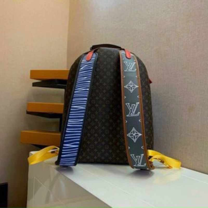 Balo LV cao cấp có sẵn