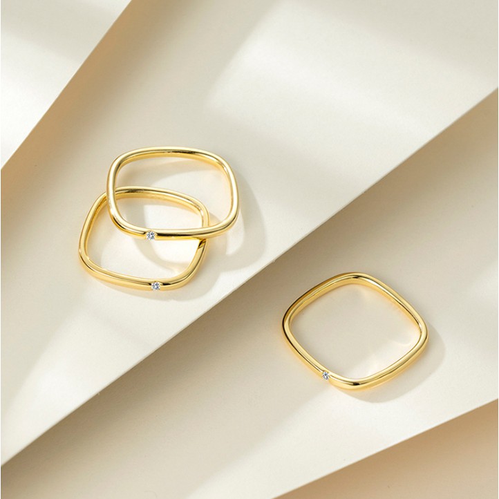 Nhẫn titan cao cấp hình vuông đính viên đá nhỏ siêu cute, bền màu, sang trọng, quý phái