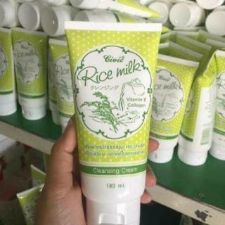 Sữa rửa mặt gạo rice milk thái lan