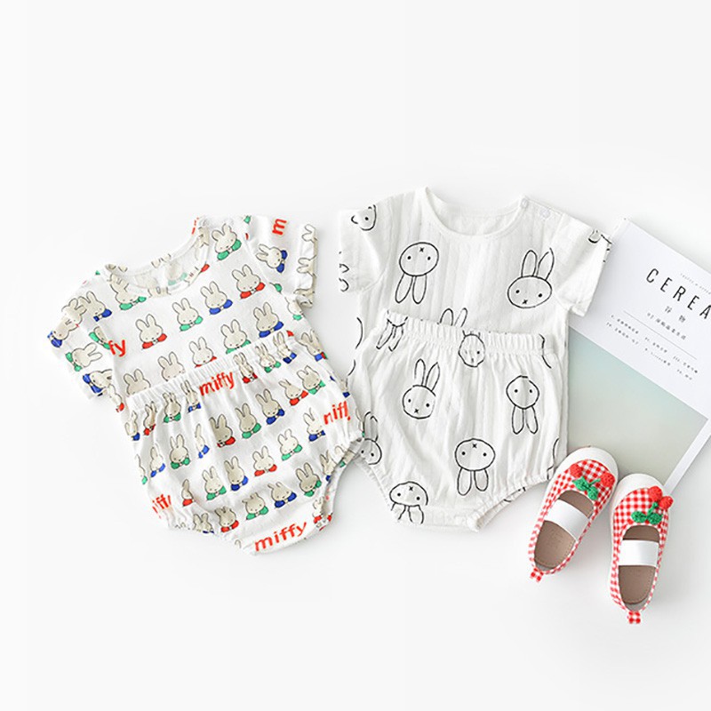 Bộ áo thun cộc tay in hình + quần lót cho bé