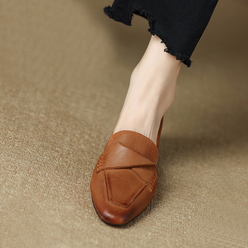 Giày Da Mềm Gót Thấp Mũi Nhọn Màu Nâu Phong Cách Pháp Thanh Lịch Cho Nữ