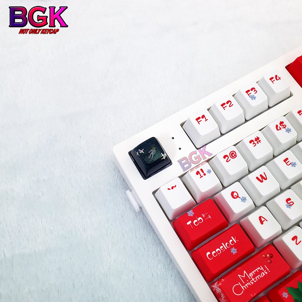 Keycap Lẻ hình Phi hành gia ngoài vũ trụ cực đẹp SA profile ( keycap resin độc lạ )( Keycap Artisan )